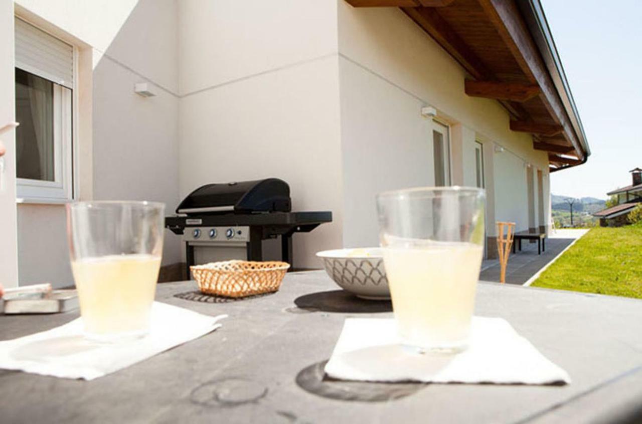 Casa Rural Txokoetxe Mungia Bagian luar foto